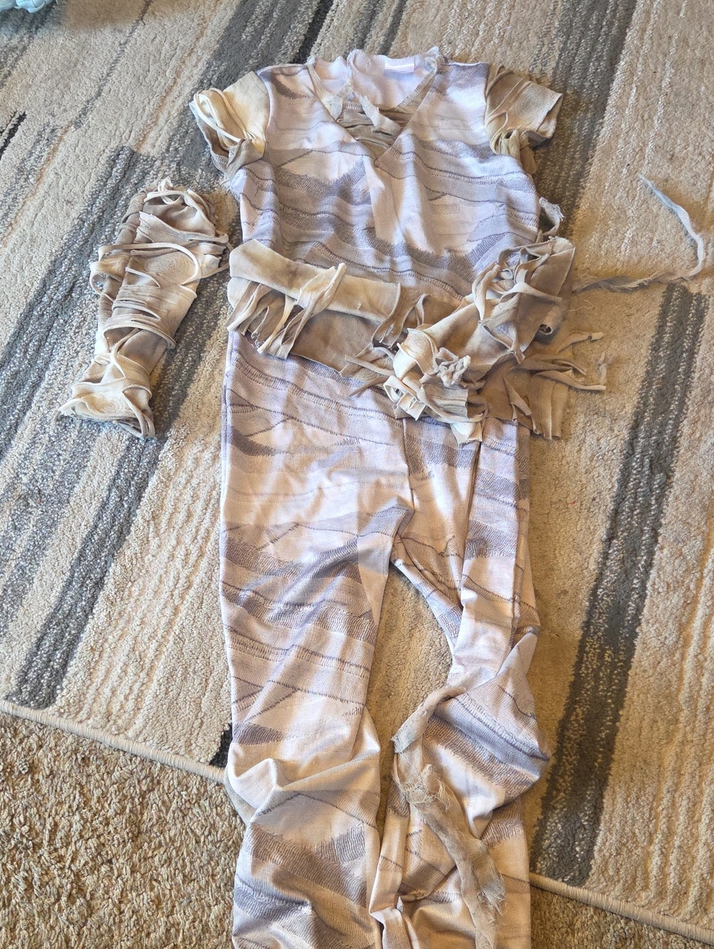 Kids Mummy Costume Set - Cream & Gray